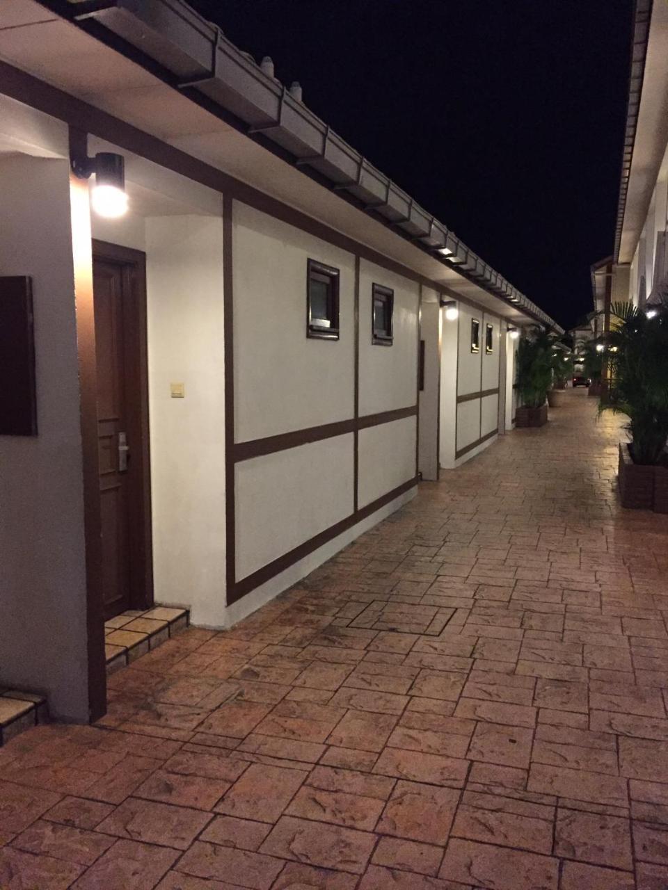 Private Water Chalet Port Dickson Zewnętrze zdjęcie